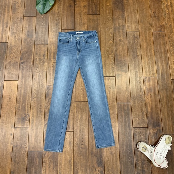 β¨ SOLD β¨ 712 Blue Levis β¨ - Picture 1 of 8